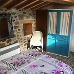 Apartamentos A Fala En San Martin De Trevejo, Batuecas 1 Y Trevejo, Pizarro 24, Sierra De Gata * Trevejo