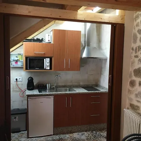 A Fala En Y San Martin De Trevejo, Sierra De Gata *