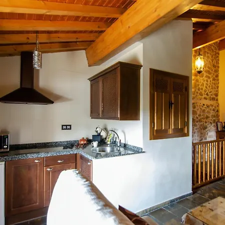 A Fala En Y San Martin De Trevejo, Sierra De Gata Trevejo