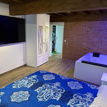 A Fala En Y San Martin De Trevejo, Sierra De Gata * Trevejo