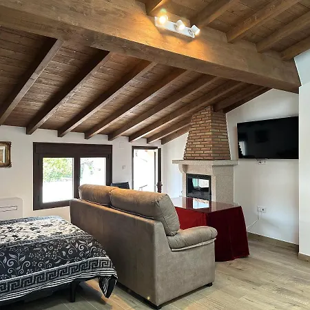 A Fala En Y San Martin De Trevejo, Sierra De Gata *