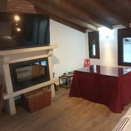 A Fala En Y San Martin De Trevejo, Sierra De Gata *