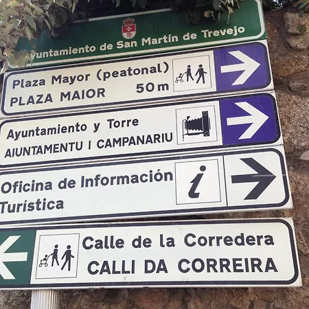 A Fala En Y San Martin De Trevejo, Sierra De Gata *