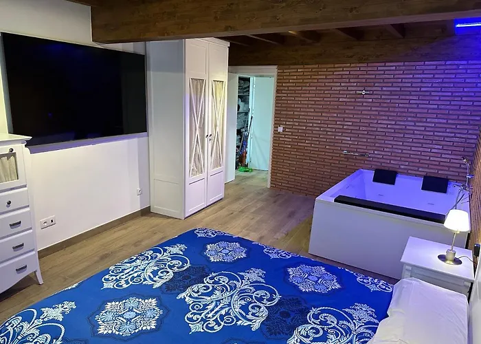 Apartamentos A Fala en San Martin de Trevejo, Batuecas 1 y Trevejo, PIzarro 24, Sierra de Gata * Trevejo