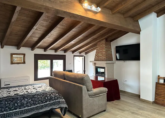 Apartamentos A Fala en San Martin de Trevejo, Batuecas 1 y Trevejo, PIzarro 24, Sierra de Gata *