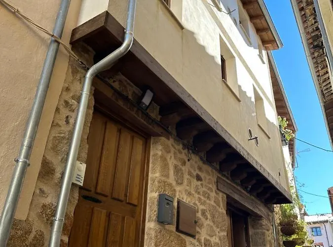 Apartamentos A Fala en San Martin de Trevejo, Batuecas 1 y Trevejo, PIzarro 24, Sierra de Gata Apartamento *